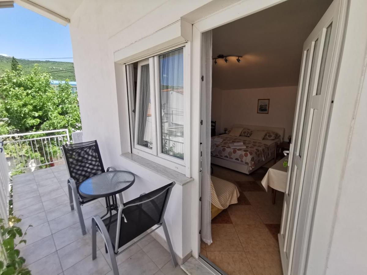 Studio Apartments Jasminka Селце Экстерьер фото