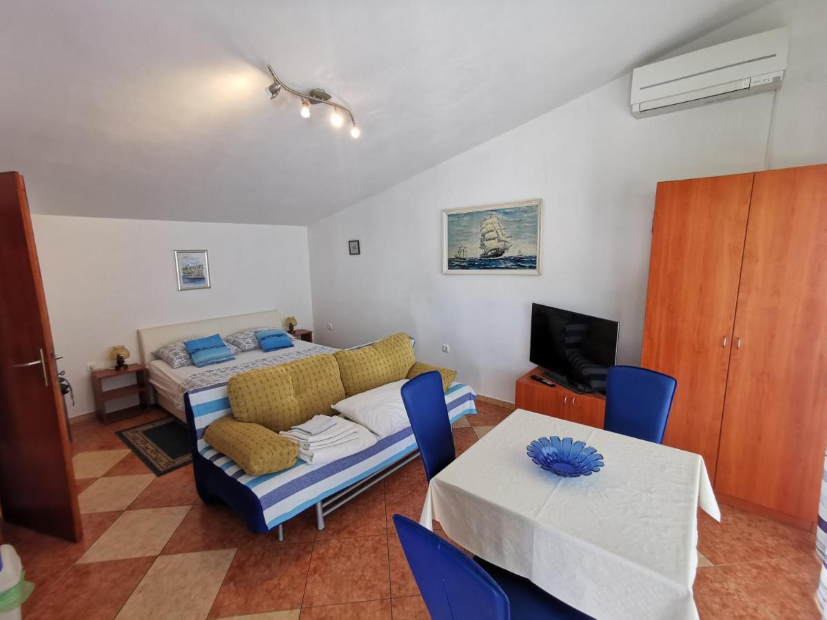 Studio Apartments Jasminka Селце Экстерьер фото