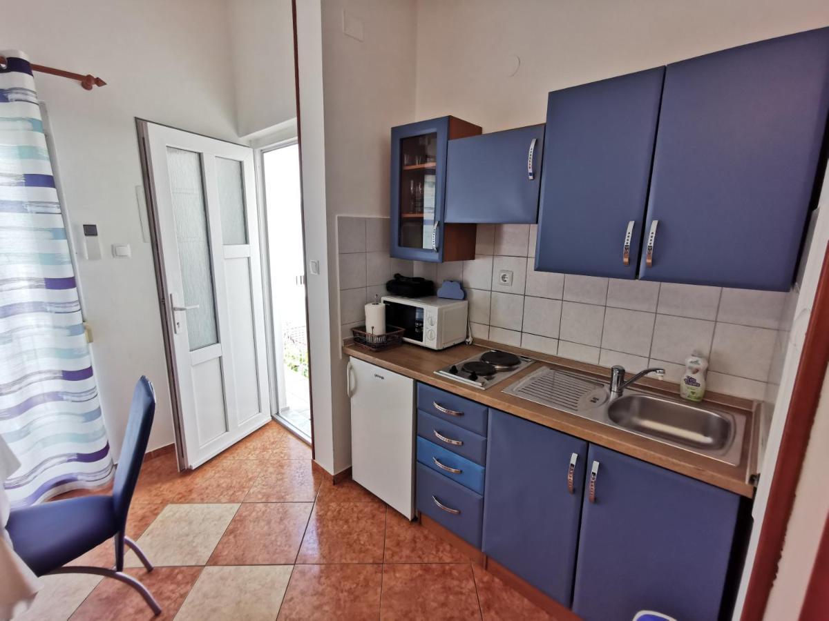 Studio Apartments Jasminka Селце Экстерьер фото