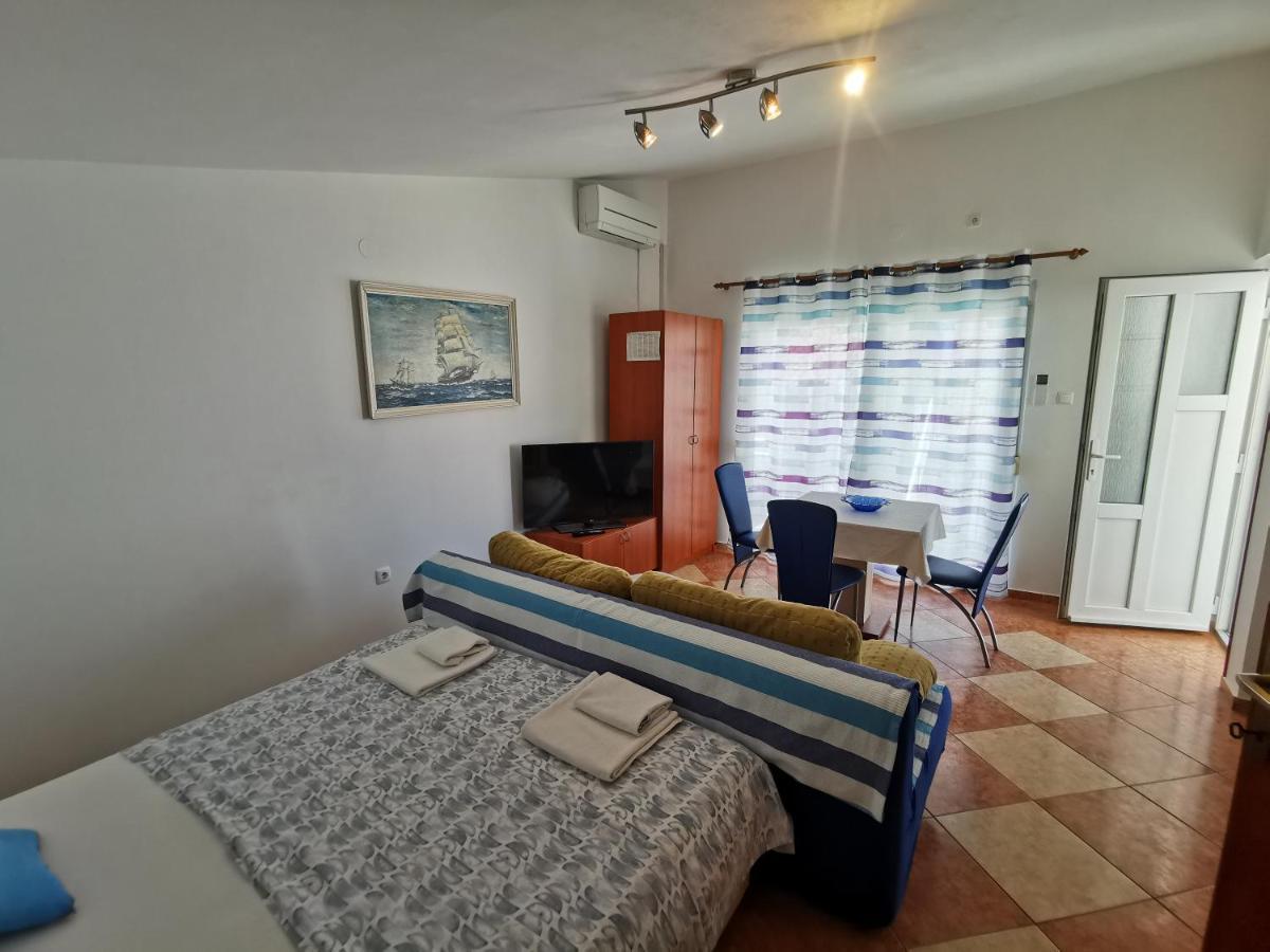 Studio Apartments Jasminka Селце Экстерьер фото